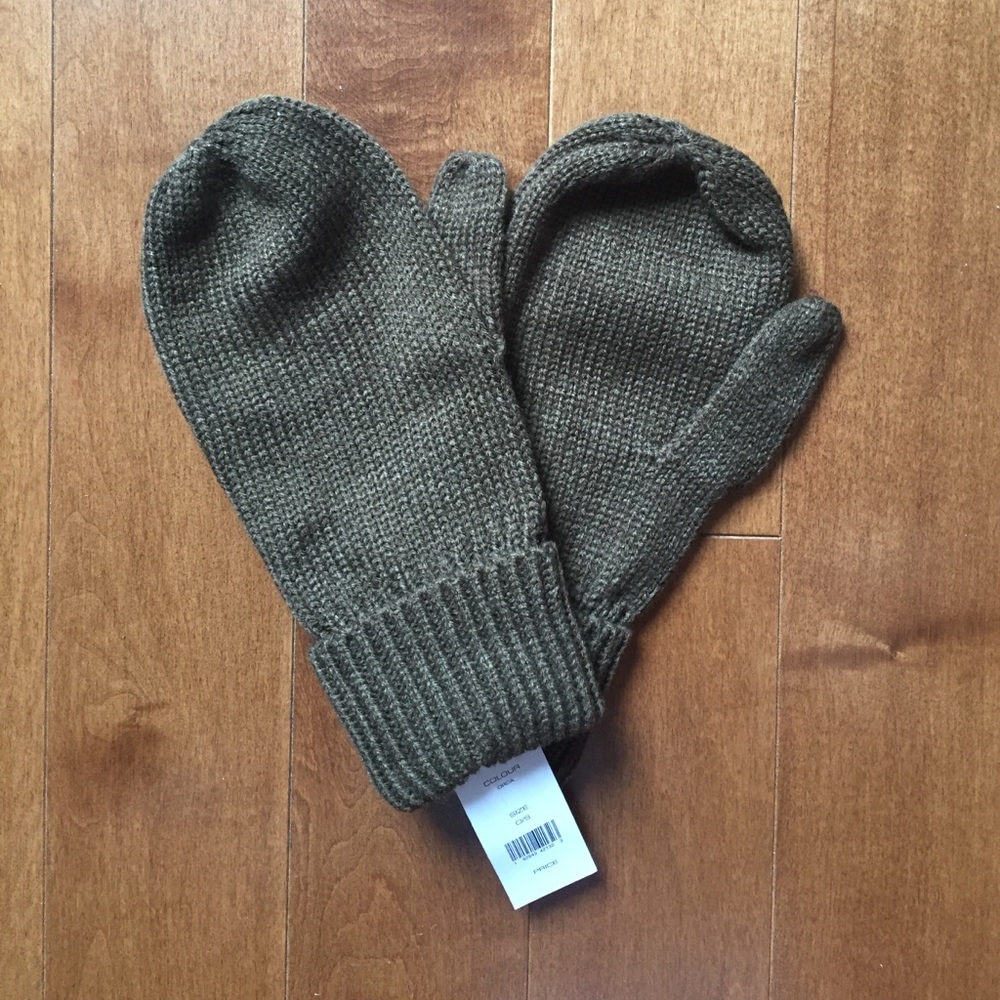French Connection Mittens